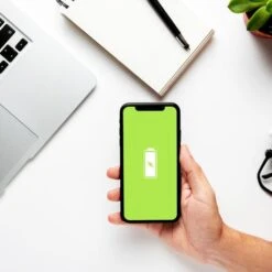 Bloc Multiprise Couleur 5 Prises Et 2 USB + 5 Stickers - Support Téléphone - Normes NF -Douille Soldes Boutiquec 81923347 5